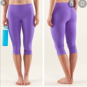 Lululemon Yoga: In The Flow Crop